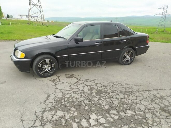 Mercedes C 230 2000, 292,000 km - 2.3 л - Bakı