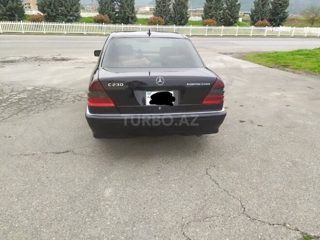 Mercedes C 230 2000, 292,000 km - 2.3 л - Bakı