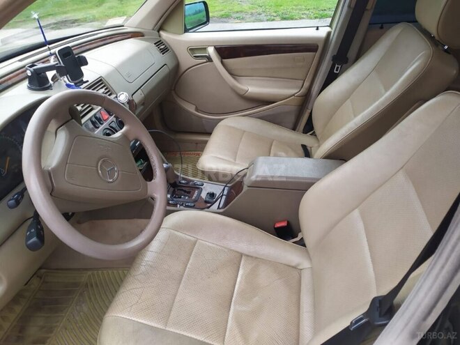 Mercedes C 230 2000, 292,000 km - 2.3 л - Bakı