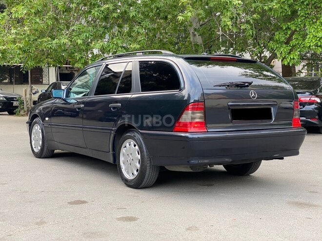 Mercedes C 220 2000, 320,000 km - 2.2 l - Bakı