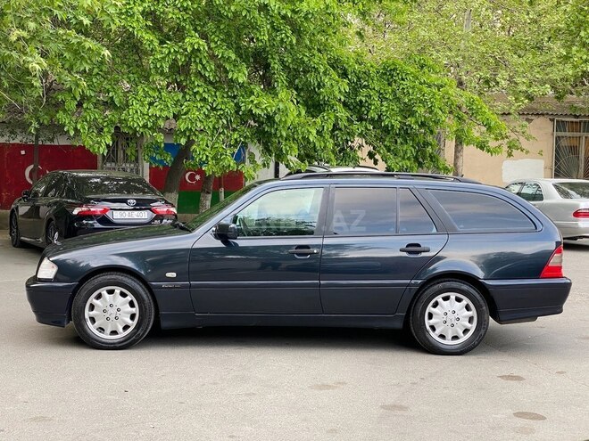 Mercedes C 220 2000, 320,000 km - 2.2 l - Bakı