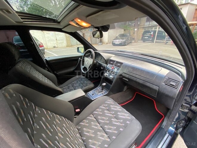Mercedes C 220 2000, 320,000 km - 2.2 l - Bakı