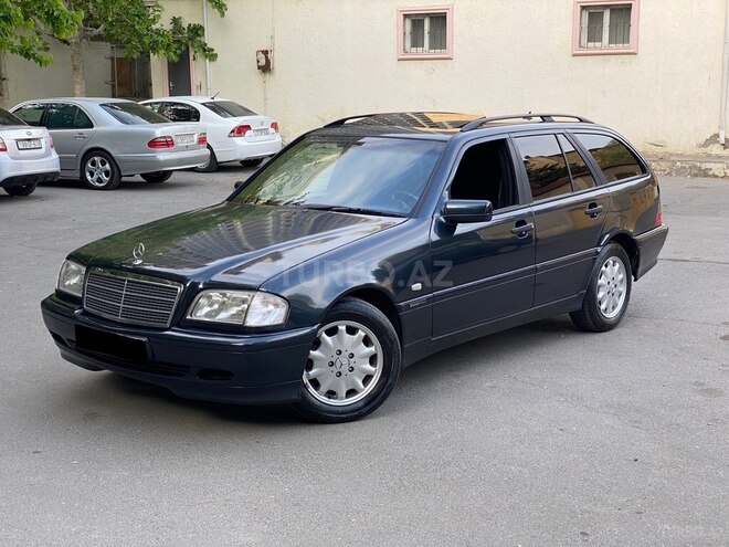 Mercedes C 220 2000, 320,000 km - 2.2 l - Bakı