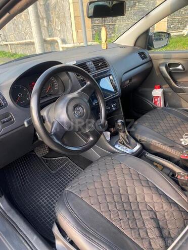 Volkswagen Polo 2014, 258,288 km - 1.6 l - Bakı