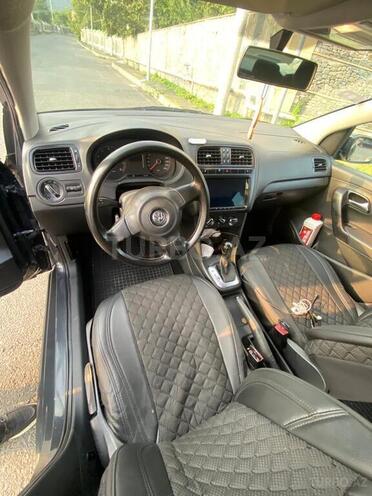 Volkswagen Polo 2014, 258,288 km - 1.6 l - Bakı