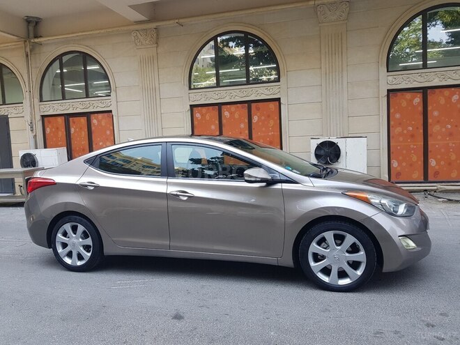 Hyundai Elantra 2011, 180,247 km - 1.8 l - Bakı