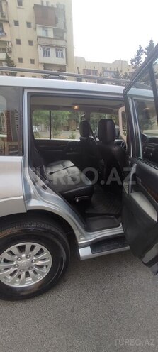Mitsubishi Pajero 2013, 190,000 km - 3.5 l - Bakı