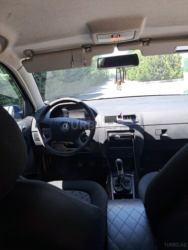 Skoda Fabia 2007, 288,773 km - 1.4 l - Qazax