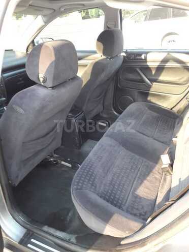 Volkswagen Passat 2001, 235,000 km - 1.8 l - Bakı