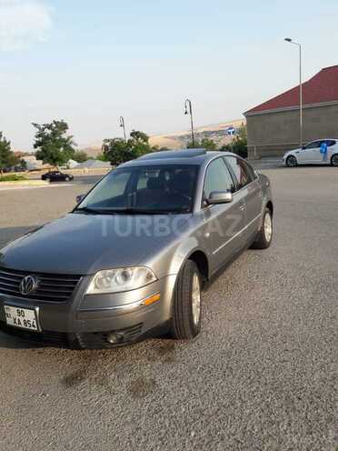 Volkswagen Passat 2001, 235,000 km - 1.8 l - Bakı