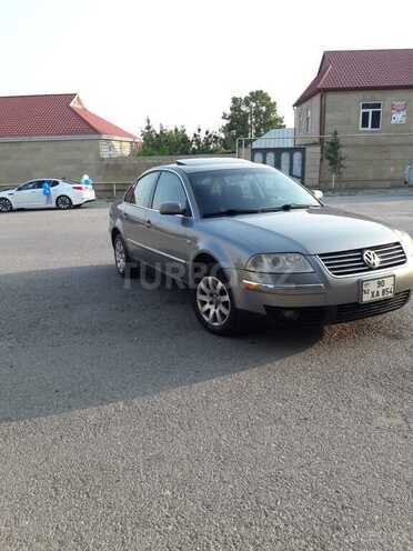 Volkswagen Passat 2001, 235,000 km - 1.8 l - Bakı