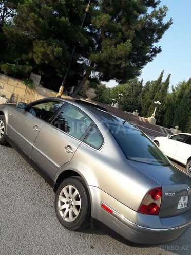 Volkswagen Passat 2001, 235,000 km - 1.8 l - Bakı