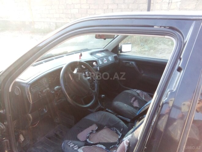 Volkswagen Vento 1994, 374,008 km - 1.9 l - Bakı