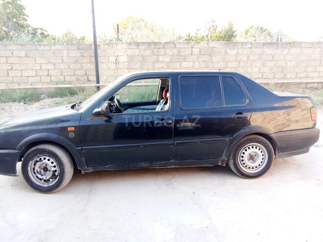 Volkswagen Vento 1994, 374,008 km - 1.9 l - Bakı