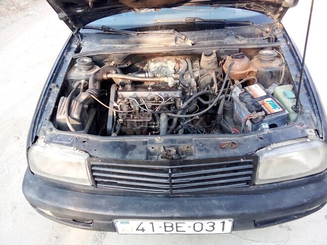 Volkswagen Vento 1994, 374,008 km - 1.9 l - Bakı