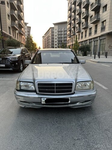 Mercedes C 220 1997, 390,000 km - 2.2 l - Bakı