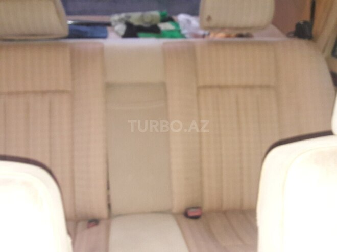 Mercedes E 200 1990, 483,689 km - 2.0 l - Gəncə