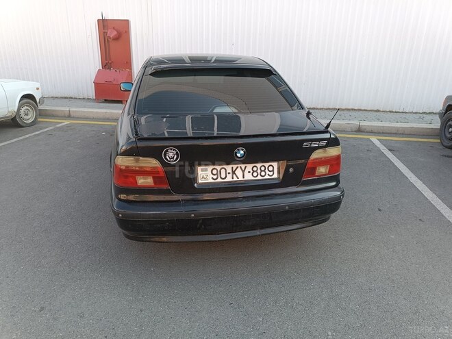 BMW 523 1996, 457,790 km - 2.5 l - Gəncə