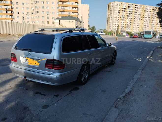 Mercedes E 220 2000, 650,000 km - 2.2 л - Bakı