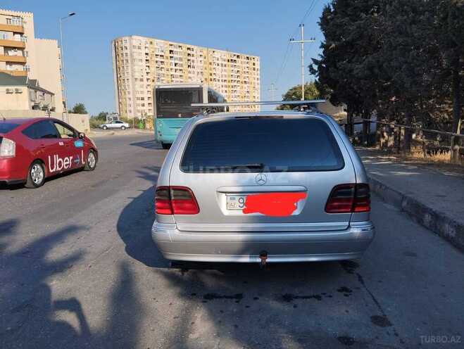 Mercedes E 220 2000, 650,000 km - 2.2 л - Bakı