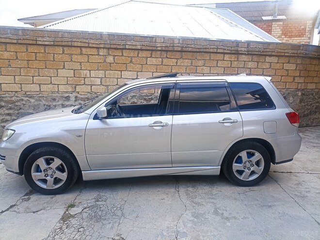 Mitsubishi Airtrek 2003, 354,000 km - 2.0 л - Şəki