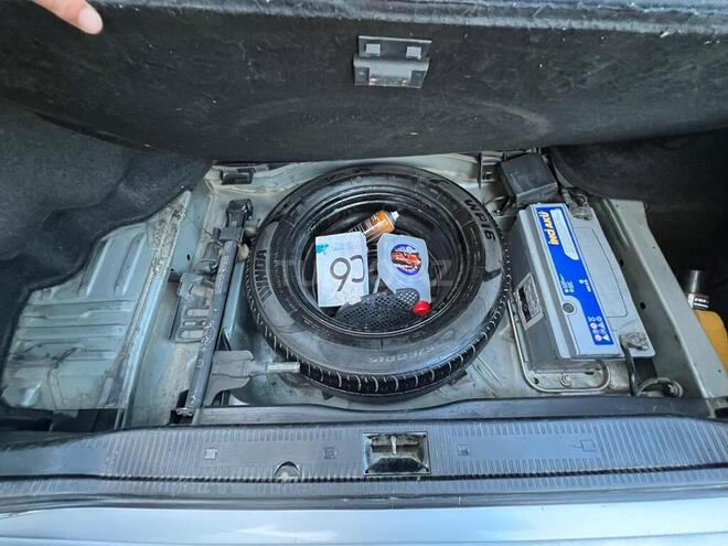 Mercedes C 220 1998, 380,000 km - 2.2 л - Saatlı