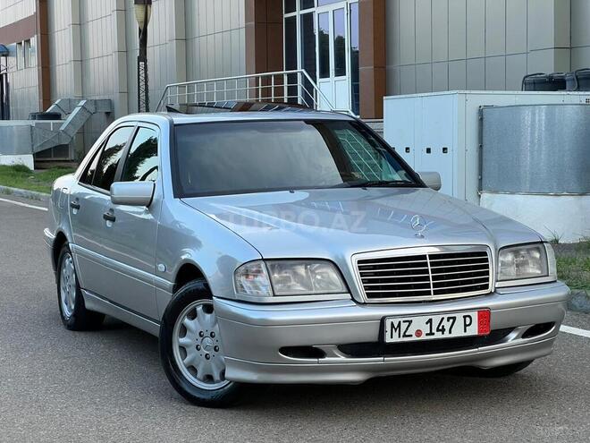 Mercedes C 220 1998, 380,000 km - 2.2 л - Saatlı