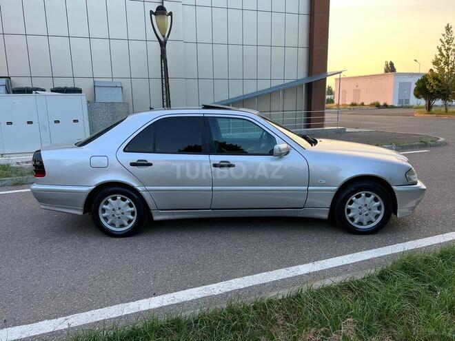 Mercedes C 220 1998, 380,000 km - 2.2 л - Saatlı