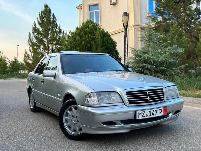 Mercedes C 220 1998, 380,000 km - 2.2 л - Saatlı