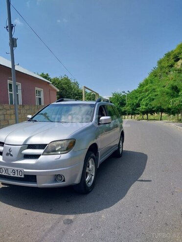 Mitsubishi Outlander 2003, 238,000 km - 2.4 l - Oğuz