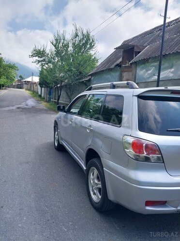 Mitsubishi Outlander 2003, 238,000 km - 2.4 l - Oğuz