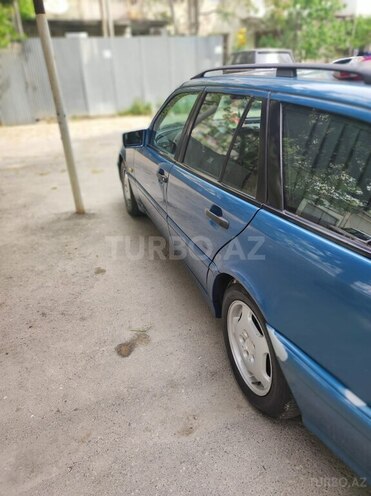 Mercedes C 220 1999, 542,315 km - 2.2 l - Bakı