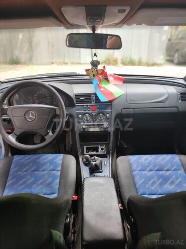 Mercedes C 220 1999, 542,315 km - 2.2 l - Bakı