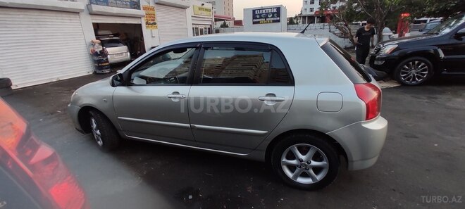 Toyota Corolla 2005, 250,000 km - 1.4 l - Bakı