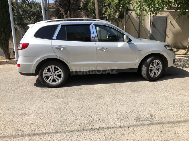Hyundai Santa Fe 2011, 297,000 km - 2.0 л - Bakı