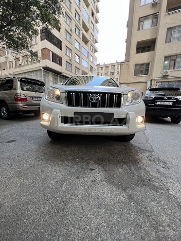Toyota Prado 2010, 207,000 km - 2.7 l - Bakı