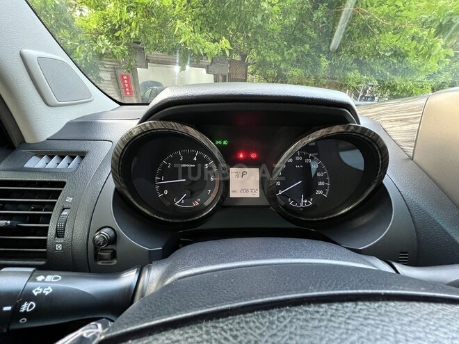 Toyota Prado 2010, 207,000 km - 2.7 l - Bakı