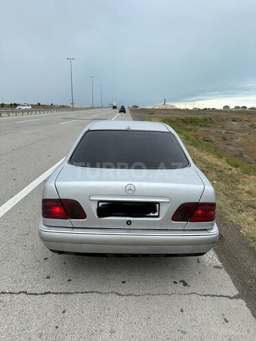 Mercedes E 200 1997, 296,000 km - 2.0 l - Bakı
