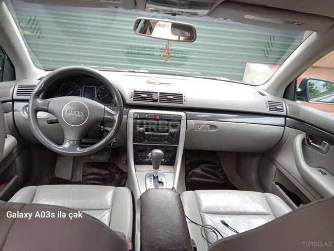 Audi A4 2003, 200,000 km - 1.8 l - Kürdəmir