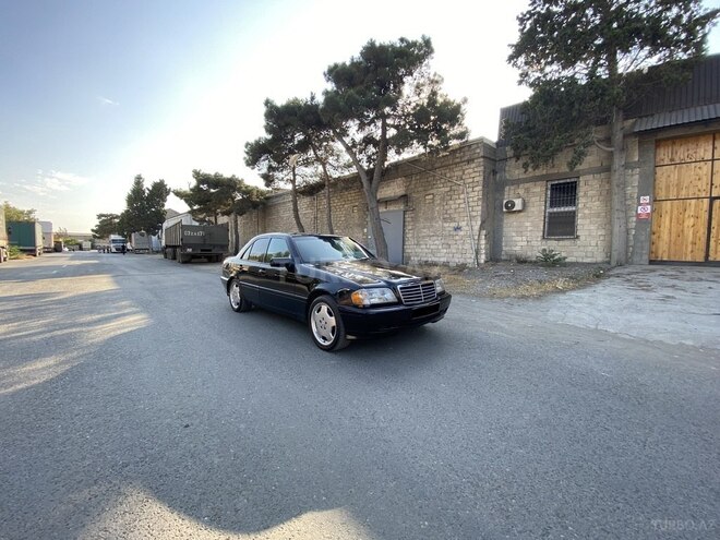 Mercedes C 180 1995, 414,614 km - 1.8 l - Bakı