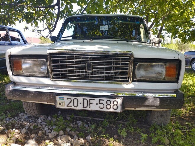 LADA (VAZ) 2107 2004, 26,500 km - 1.6 l - Goranboy