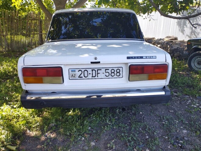LADA (VAZ) 2107 2004, 26,500 km - 1.6 l - Goranboy