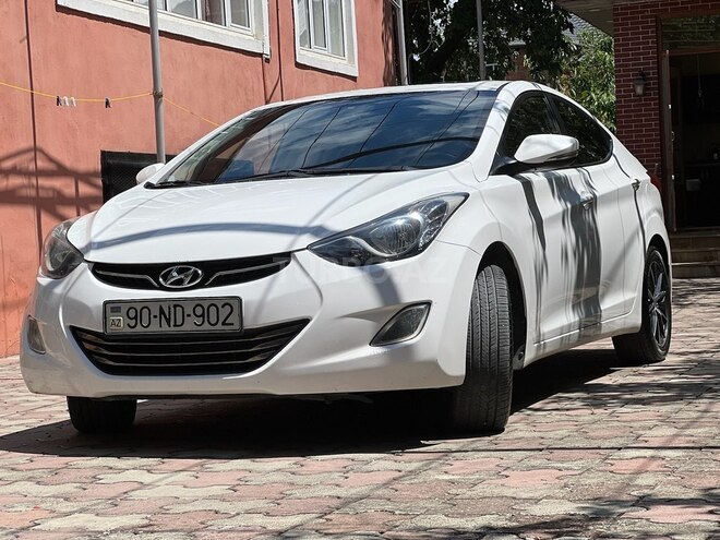 Hyundai Elantra 2011, 315,000 km - 1.8 l - Xudat