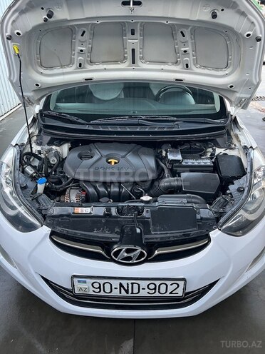 Hyundai Elantra 2011, 315,000 km - 1.8 l - Xudat