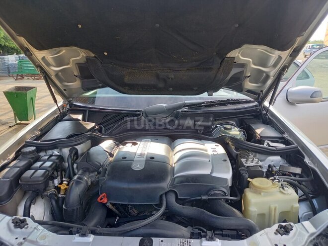 Mercedes E 220 2000, 283,000 km - 2.2 л - Bakı