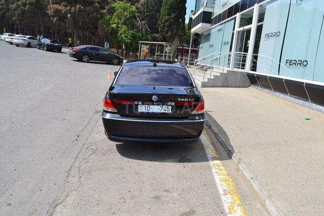 BMW 745 2004, 310,000 km - 4.4 л - Bakı