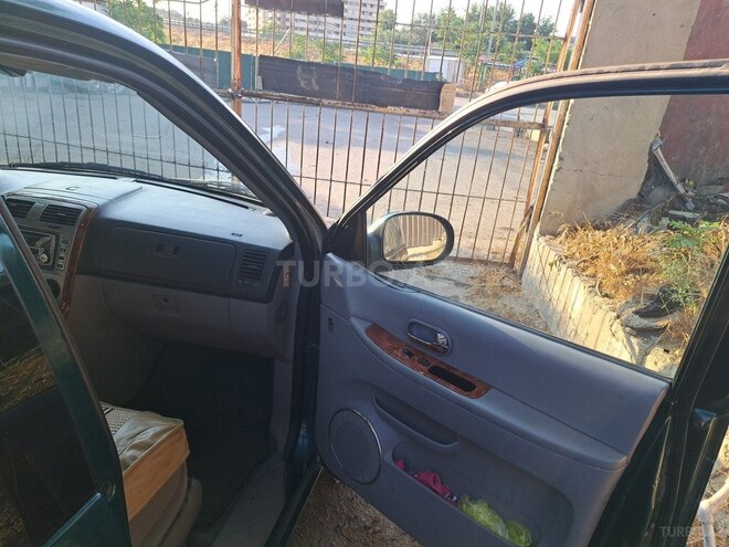 Kia Carnival 2004, 200,000 km - 2.5 l - Bakı