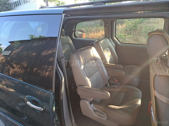 Kia Carnival 2004, 200,000 km - 2.5 l - Bakı