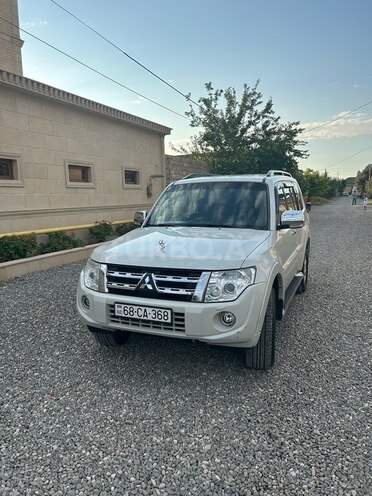 Mitsubishi Pajero 2012, 187,000 km - 3.5 l - Bakı