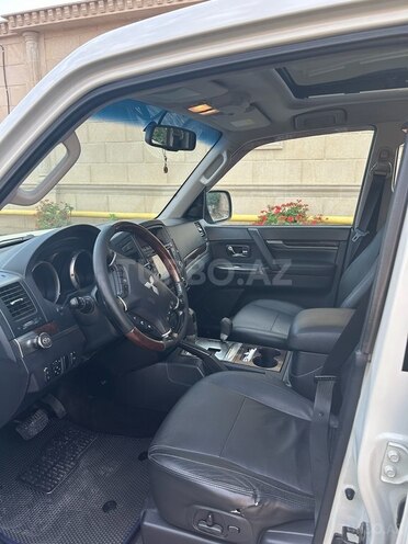 Mitsubishi Pajero 2012, 187,000 km - 3.5 l - Bakı